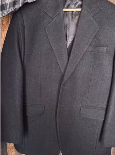 Customized Men's Suit Tailored Just for You photo review